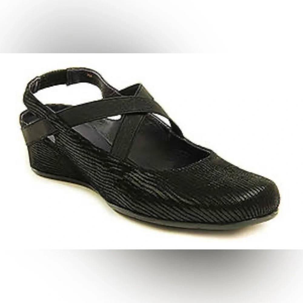 Van Eli Marjory blk w slght sprkle & elstc crss cross strps slngbk shoes SZ 6.5